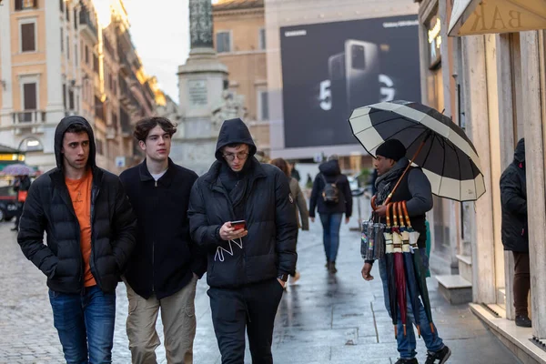 Rome Italy March 2020 Umbrella Vendor Historic Center Rainy Day — 스톡 사진