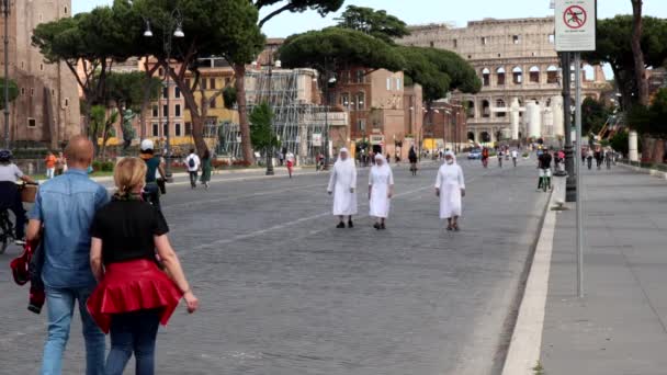 Roma Italia Mayo 2020 Viale Dei Fori Imperiali Tres Monjas — Vídeos de Stock