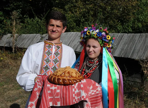 Festival Höst Bröllop National Museum Folk Arkitektur Och Livet Pirogovo — Stockfoto