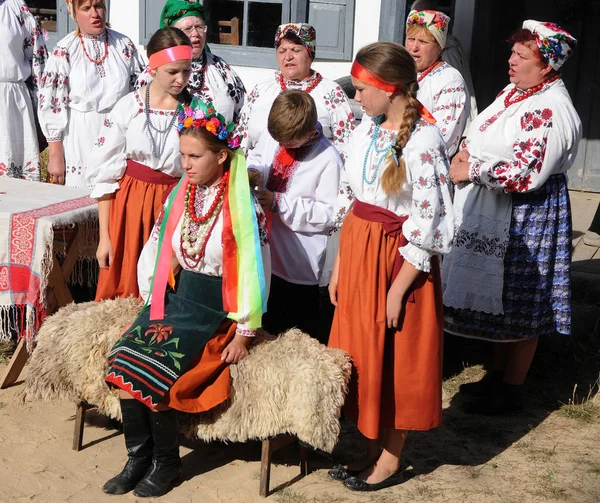 Festival Höst Bröllop National Museum Folk Arkitektur Och Livet Pirogovo — Stockfoto