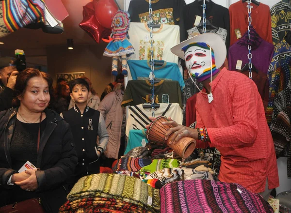 Participante Una Feria Enmascarada Durante 27ª Feria Caridad Del Bazar —  Fotos de Stock
