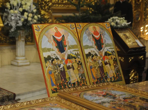 Ікони Благословенної Діви Марії Покровительки Українських Солдатів Соборі Святого Михайла — стокове фото