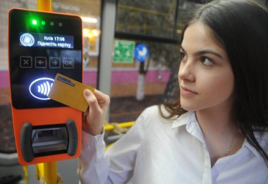 Elektronik öğrenci biletlerinin sunumu, Kiev, 26 Şubat 2020. 