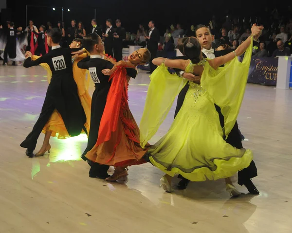 Participantes Festival Internacional Dança Salão Parade Hopes 2020 Kiev Março — Fotografia de Stock