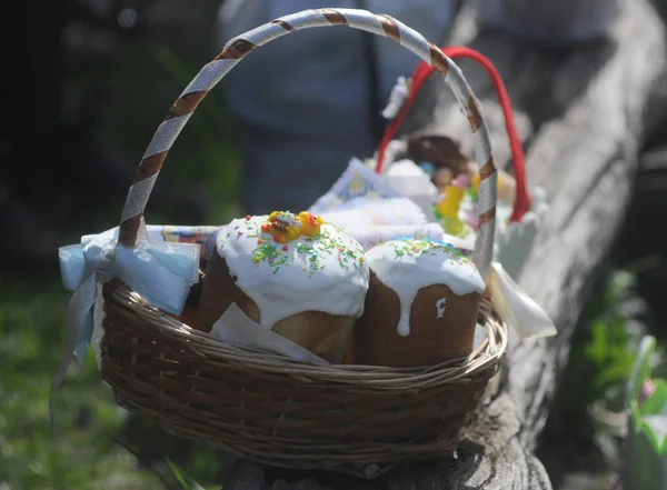 Ciasta Wielkanocne Koszyku Kijów Kwietnia 2019 — Zdjęcie stockowe