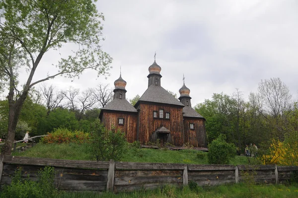 Давня Дерев Яна Православна Церква Національному Музеї Народної Архітектури Життя — стокове фото