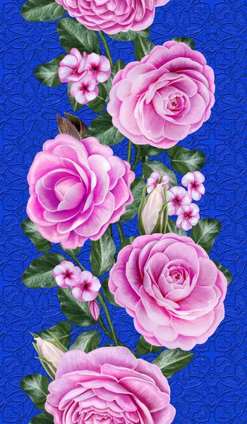 Bordo verticale senza cuciture. Sfondo floreale. Ghirlande di fiori, rose rosa, camelie. Ornamento di mosaico multicolore . — Foto Stock
