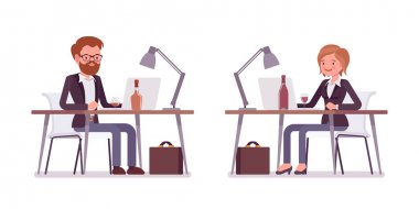 Genç gülümseyen oturan ve erkek ve kadın Yöneticisi çalışma kümesi