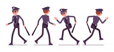Yürüyüş ve çalışan genç polis memuru