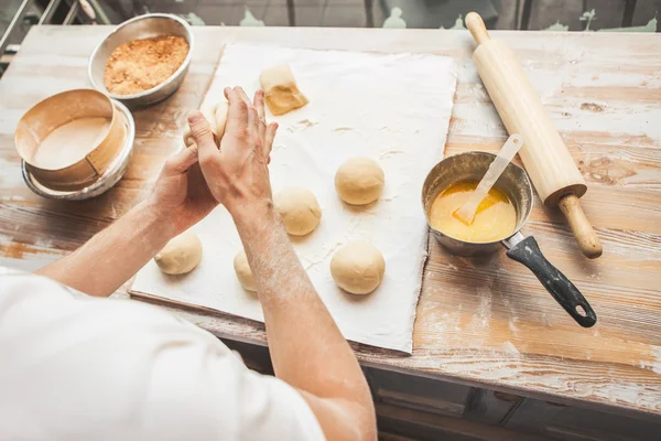 Making dough by male hands — Stock Photo, Image
