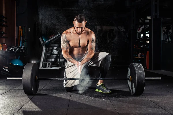 Young athlete getting ready for training — Stock Photo, Image