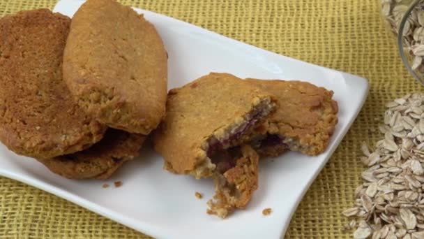 Tasty Oatmeal Cookies Oat Flakes Oatmeal Cookies White Plate — Stock Video