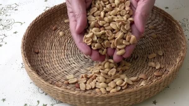 Beaucoup Cacahuètes Des Noix Dans Panier — Video