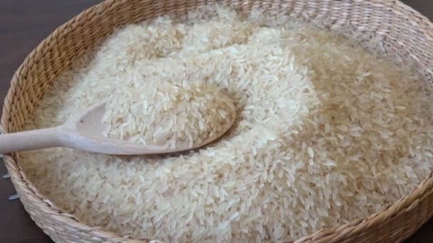 Riz Blanc Dans Panier Riz Alimentaire Biologique — Video