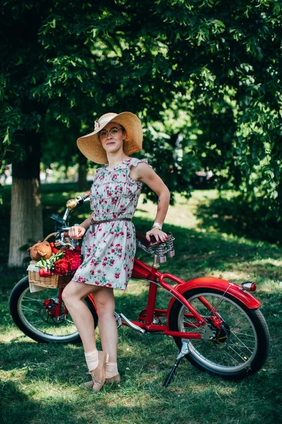 Retro Rejs 2018 Kijów Ukraina Maja Ludzie Udziałem Vintage Odzież — Zdjęcie stockowe