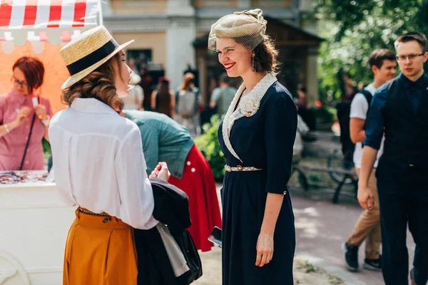 Retro Cruise 2018 Ukraina Kiev Ukraina Maj Människor Vintagekläder Delta — Stockfoto