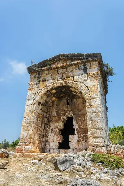 Mersin/Türkiye/kanlı divane. Antik Roma Dönemi, Türbesi