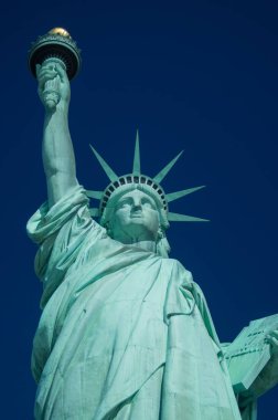 Özgürlük heykeli kapatın