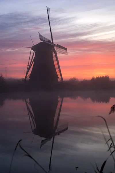 Molinos Viento Agua Atardecer Kinderdijk Países Bajos — Foto de Stock