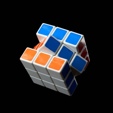 Almetyevsk City, Rusya - 7 Şubat 2017: Oyuncak Rubik küpü