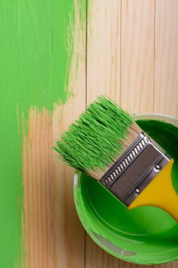 Yeşil Ahşap Çıta üzerinde fırça ile boya: Ana sayfa görünümü