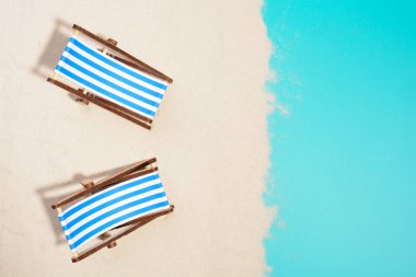 Plaj sandalyeleri yukarıdan