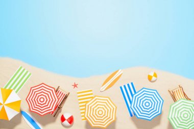 Havadan görünümü beach Resort kopya alanı ile. Yaz tatili kum için aksesuarlar