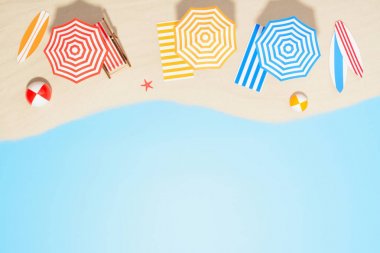 Havadan görünümü beach Resort kopya alanı ile. Yaz tatili kum için aksesuarlar