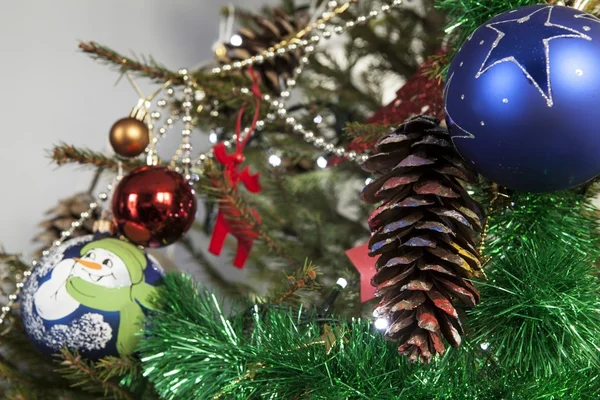 Christmas tree and Christmas decorations — Stock Photo, Image
