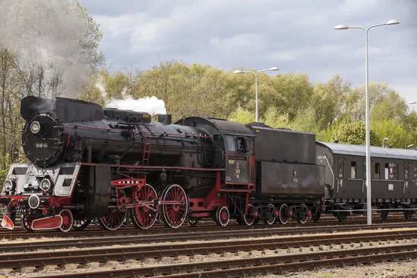 Geçit töreni Buhar lokomotifler