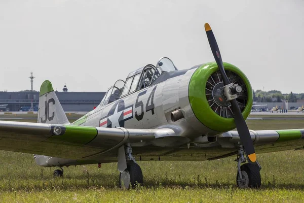 The North American Aviation T-6 Texan — Stock Photo, Image