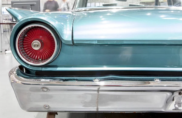 Eski ve klasik Amerikan arabası — Stok fotoğraf