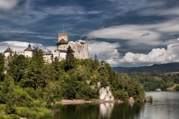 kalede niedzica, Polonya