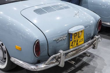 Olay Retro Otomobil Fuarı sırasında Poznan Uluslararası Fuarı'nda sergilenen tarihi Volkswagen Karmann