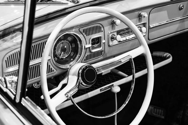 Autó belső a régi autó, Lengyelország — Stock Fotó