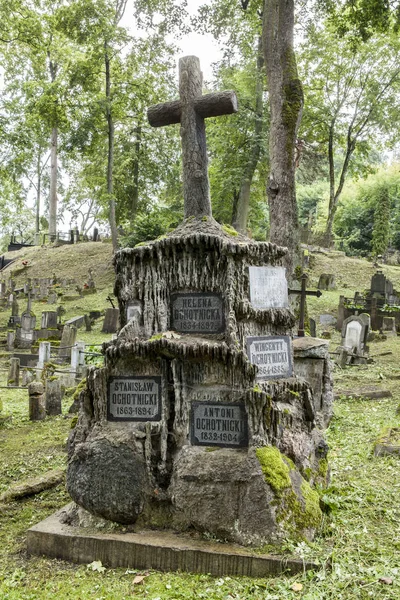 Cemitério Rasos em Vilnius, Lituânia — Fotografia de Stock