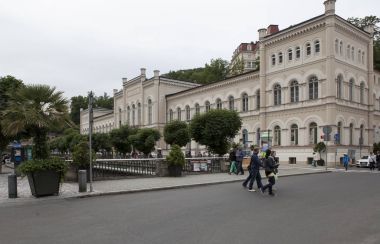 Karlovy Vary western Bohemia, Çek Cumhuriyeti yer alan yeridir.