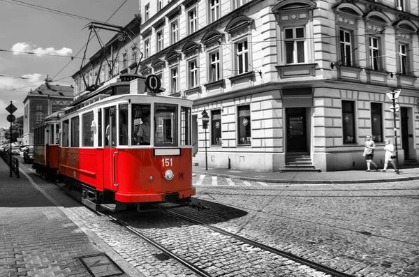 历史上的电车在老城市克拉科夫 — 图库照片