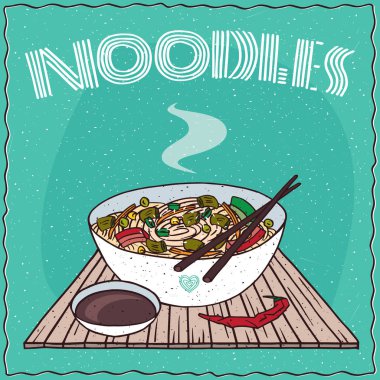 Asya şehriye çorbası Ramen veya sebzeli Udon