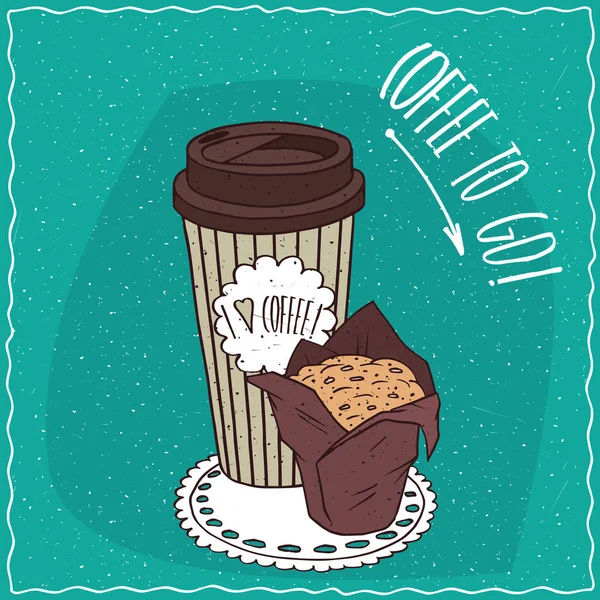 Tazza di caffè di carta con muffin in carta marrone — Vettoriale Stock