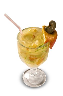 Kaju meyve Caipirinha Brezilya'nın beyaz arka planda