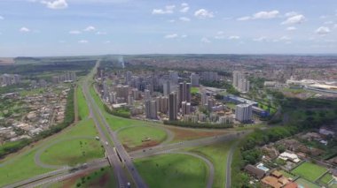 Havadan görüntüleri Güney bölgesi Ribeirao Preto City, Sao Paulo, Brezilya
