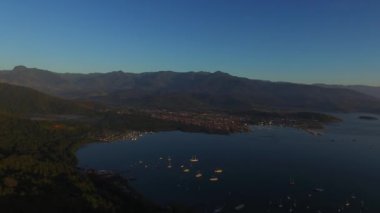 Havadan görünümü antik mimari ve sokak Paraty şehir - Rio de Janeiro - Brezilya