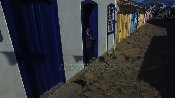 Вид античної архітектури і вулиця міста Paraty - Ріо-де-Жанейро - Бразилія — стокове відео