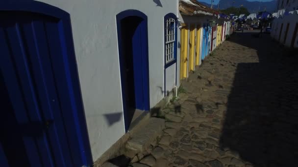 Вид античної архітектури і вулиця міста Paraty - Ріо-де-Жанейро - Бразилія — стокове відео