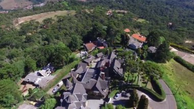 Hava Campos şehir görünümünü Jordao yapmak. Önemli turizm sitesi. Ekim, 2016.