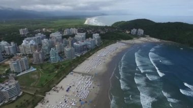 Sao Paulo Brezilya devlet Kuzey Sahil kıyılarına havadan görünümü. Riviera St Lawrence. Kasım 2016.