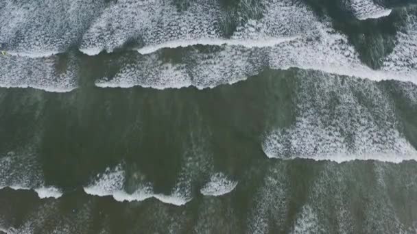 Vue aérienne des plages de la côte nord de l'État de Sao Paulo au Brésil. Riviera Saint-Laurent. novembre 2016 .