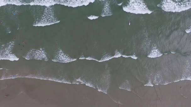 Luftaufnahme der Strände an der Nordküste im brasilianischen Bundesstaat São Paulo. riviera st. lawrence. November 2016 — Stockvideo