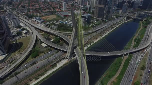 Aerial View of The Octavio Frias de Oliveira bridge or Ponte Estaiada in the city of Sao Paulo, Brazil — Stock Video